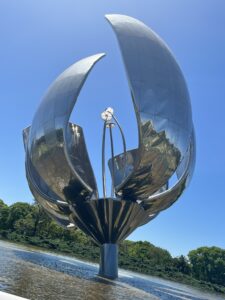 Floralis Generica, Buenos aires, Argentina